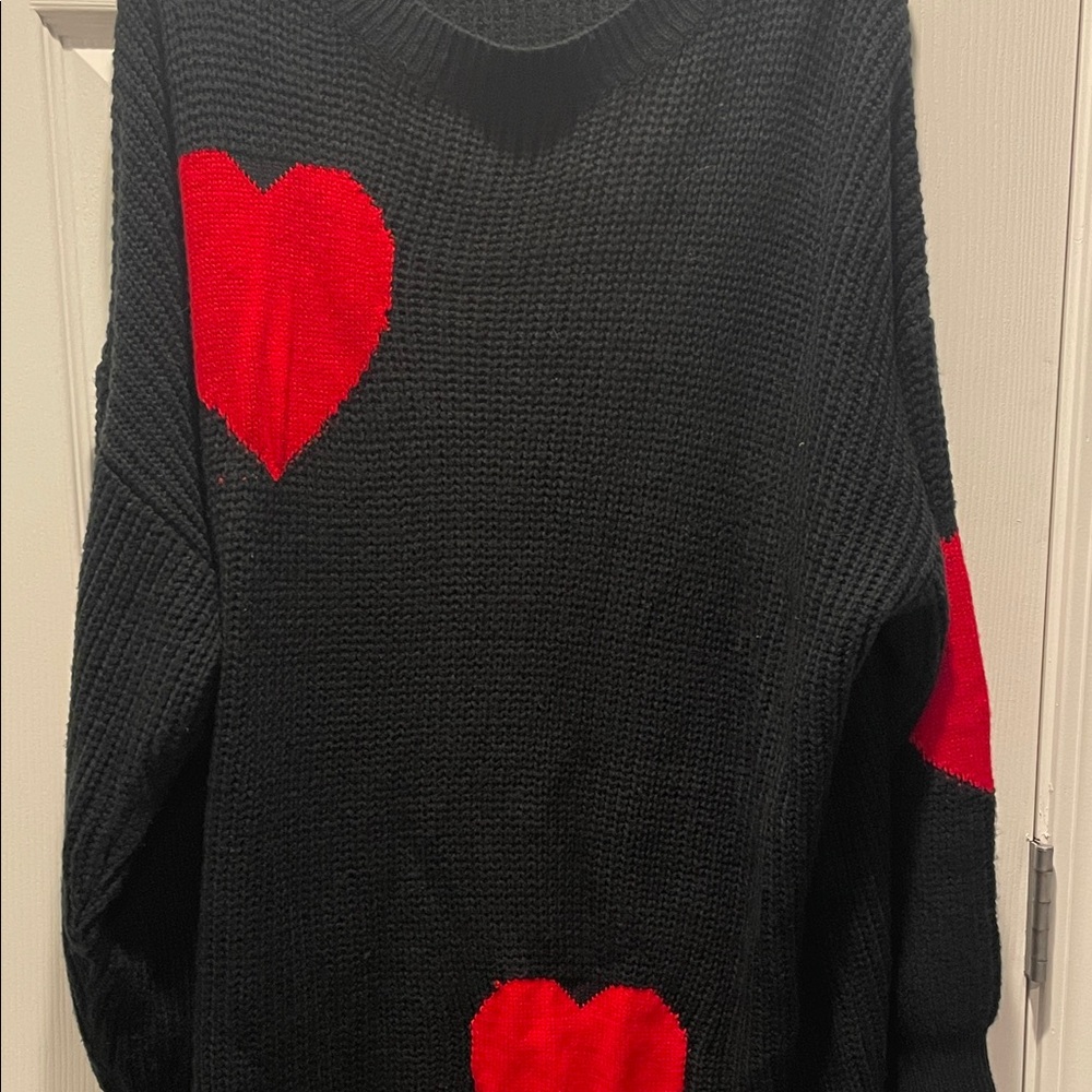 SHEIN Black Sweater with Bold Red Hearts - Picture 4 of 7